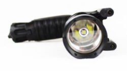 画像：投稿「M910タイプ LEDタクティカルフラッシュライト」のサムネイル画像